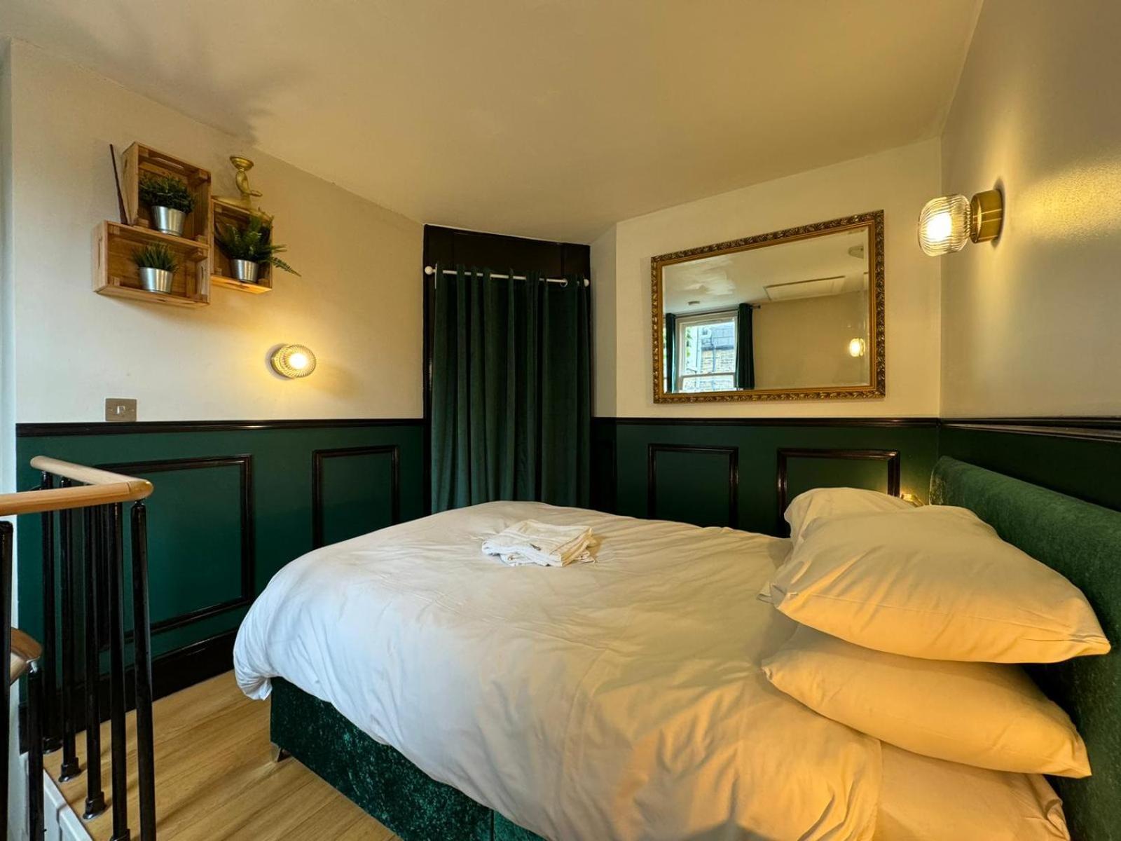 Absolute Clapham London